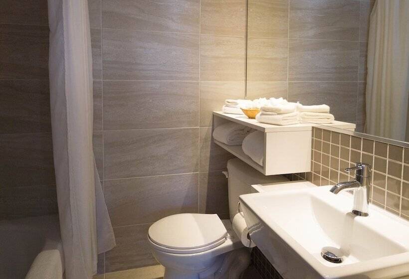 ホテル Hôtel Marineau Mattawin