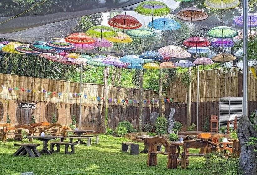 فندق Luljettas Place Garden Suites