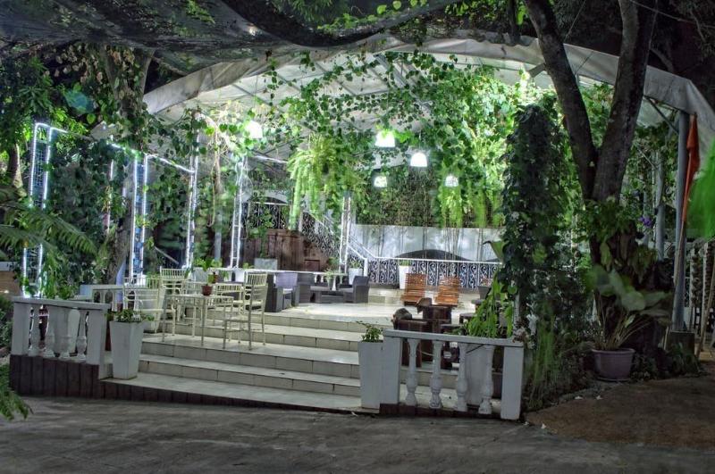 فندق Luljettas Place Garden Suites