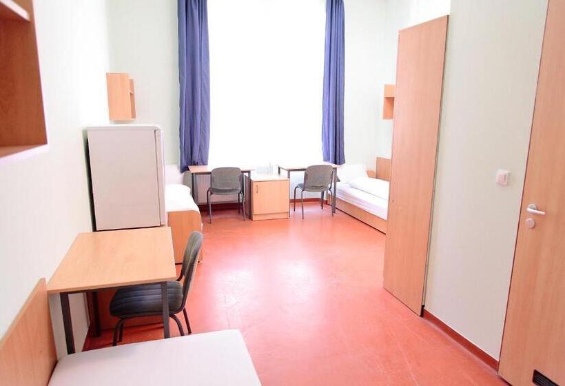 בית מלון כפרי Pop Up Hostels Downtown