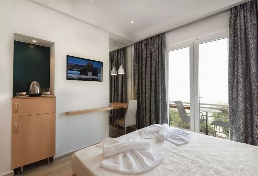 Sonia Hotel & Suites