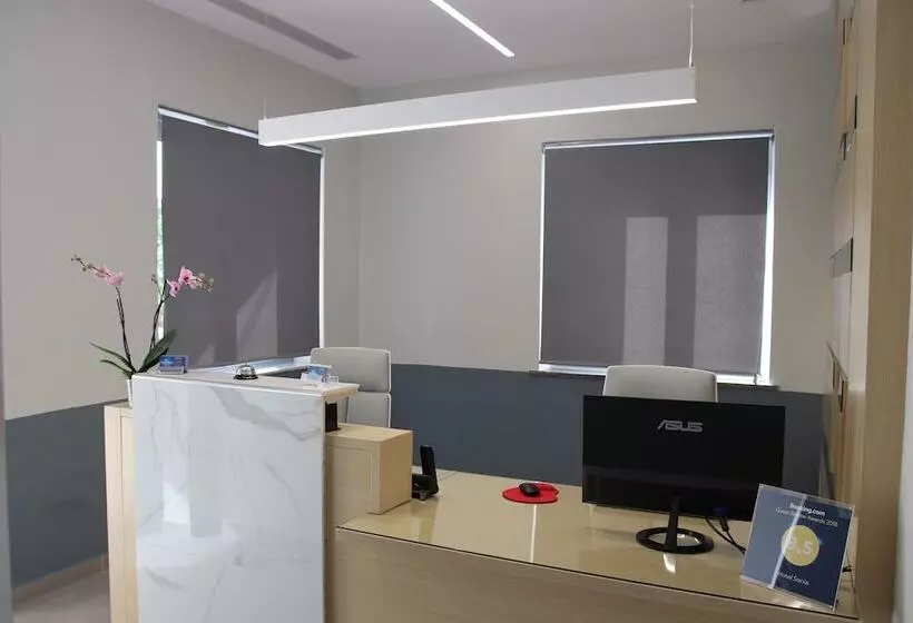Sonia Hotel & Suites