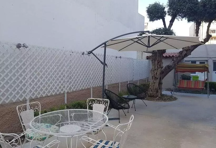 Sonia Hotel & Suites