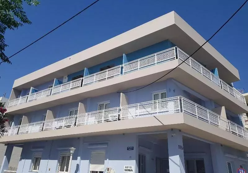 Sonia Hotel & Suites