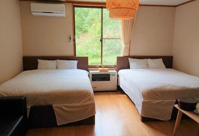 בית מלון כפרי Tamanoyu