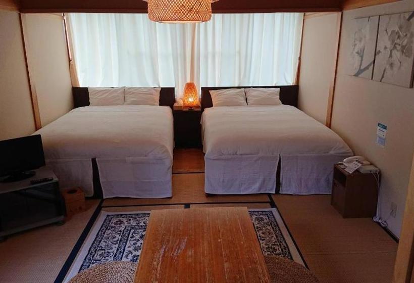 בית מלון כפרי Tamanoyu