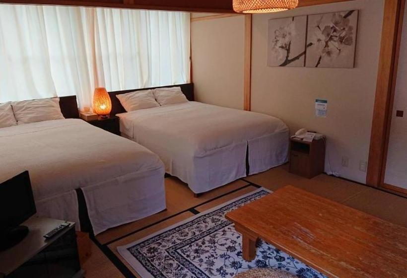 בית מלון כפרי Tamanoyu