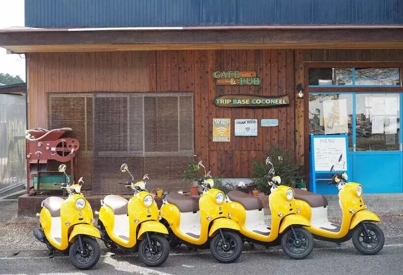 Hotelli Trip Base Coconeel