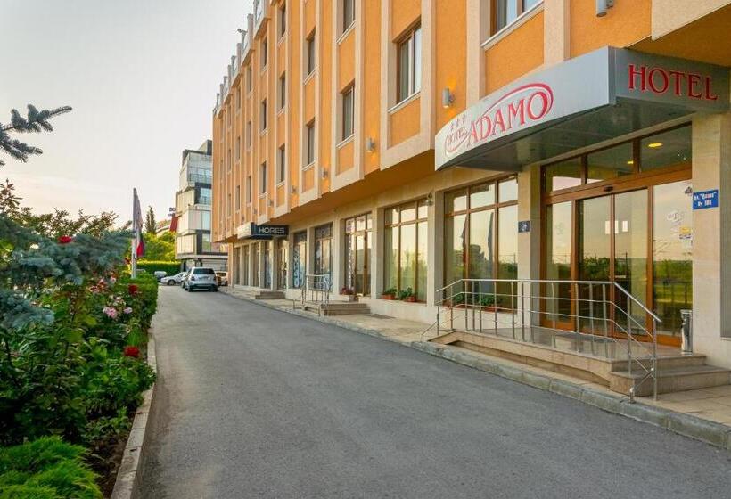 هتل Adamo