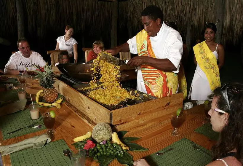 Cabarete Beach House Hotel by Faranda