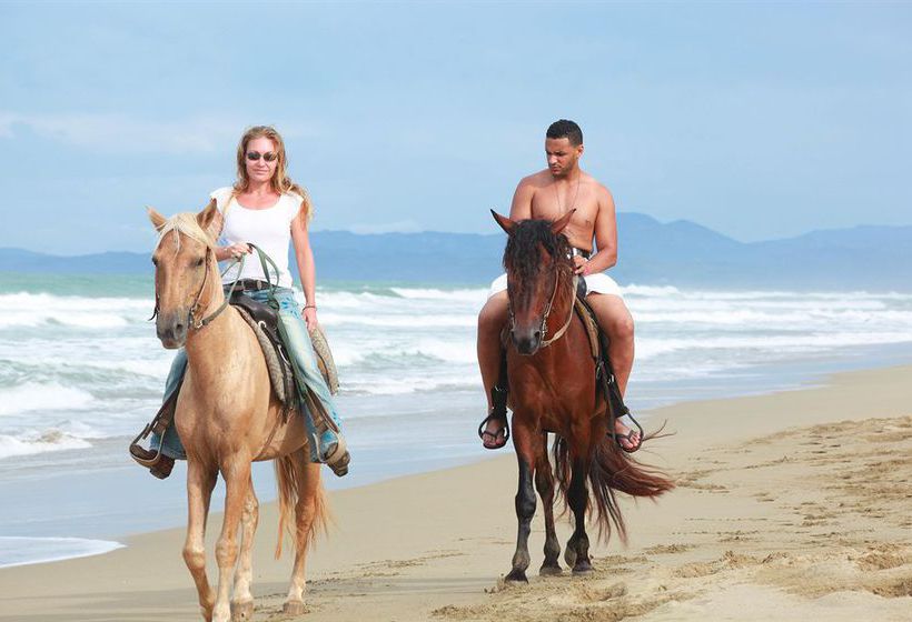 Cabarete Beach House Hotel by Faranda