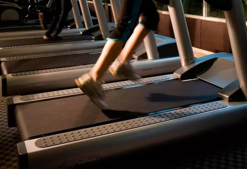 Otel Courtyard By Marriott Bangkok