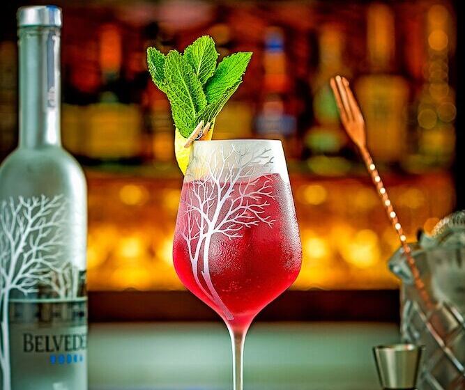 Отель George Limerick