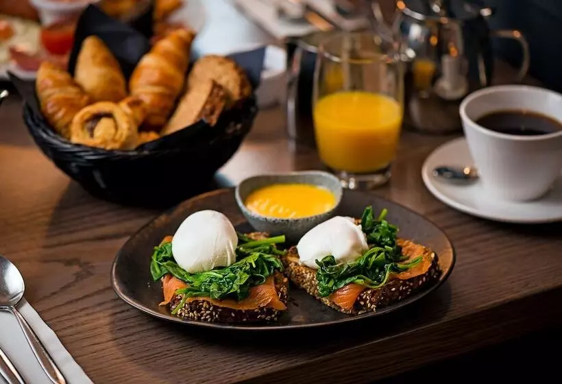 בית מלון כפרי George Limerick