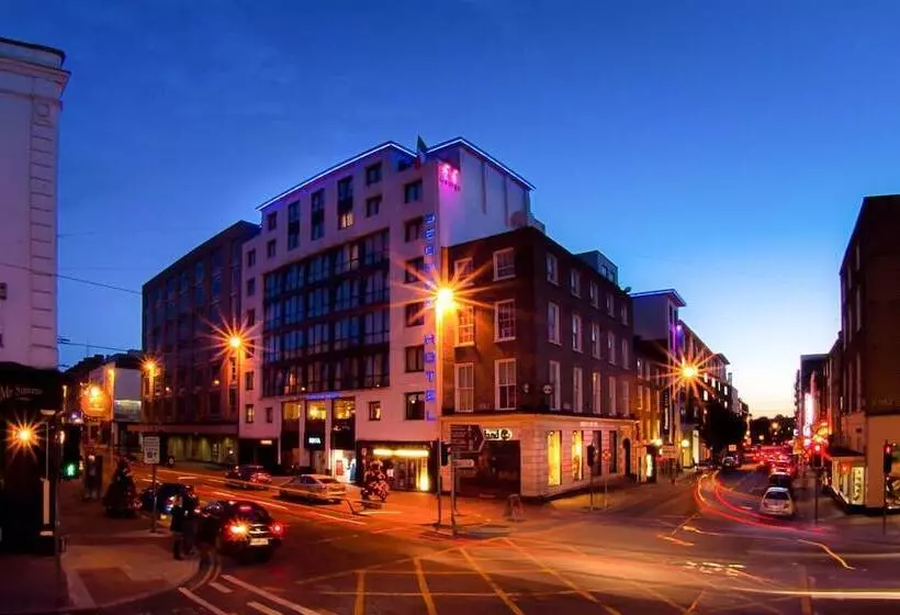 בית מלון כפרי George Limerick