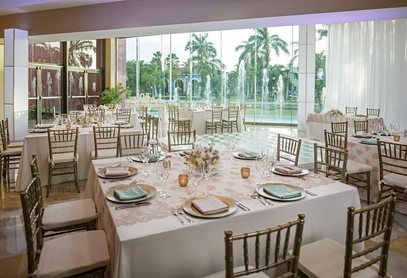 Отель Iberostar Selection Paraíso Lindo