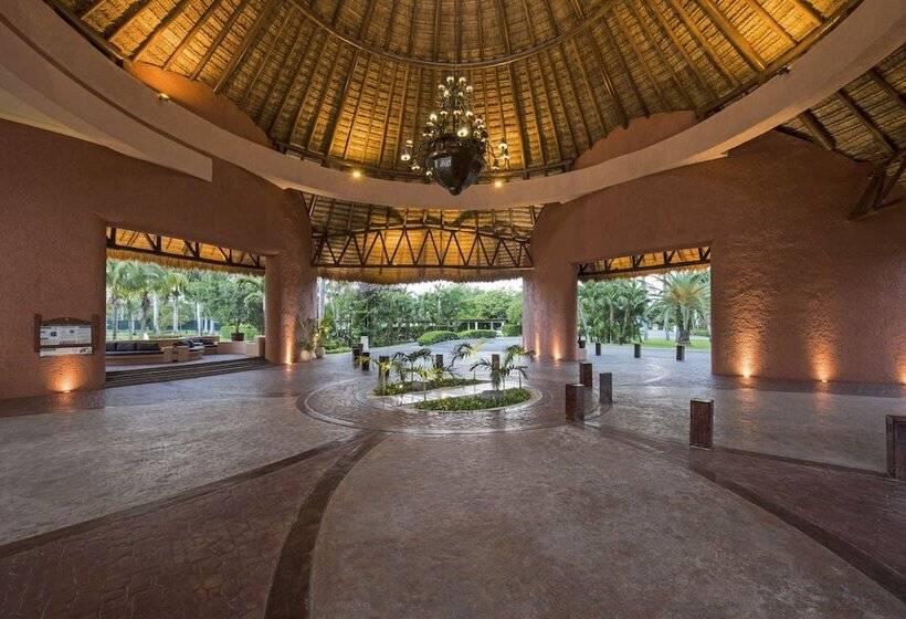 Отель Iberostar Selection Paraíso Lindo