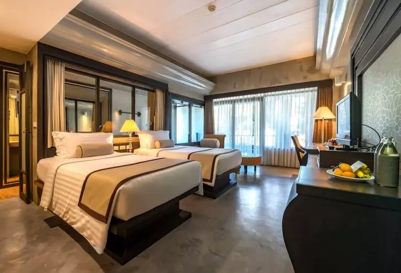 בית מלון כפרי The Dewa Koh Chang