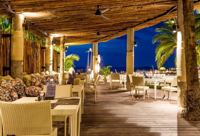 בית מלון כפרי The Dewa Koh Chang