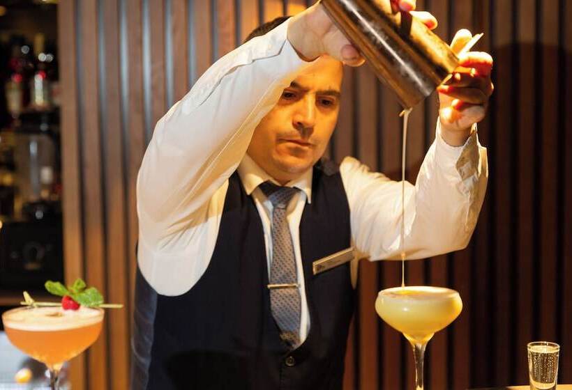 فندق The Glasshouse