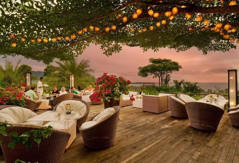 호텔 The Pavilions Phuket