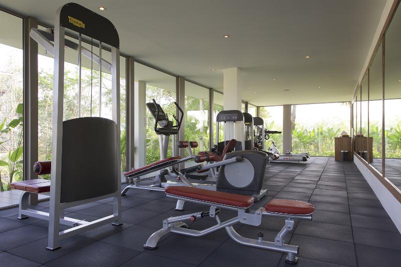 ホテル The Pavilions Phuket