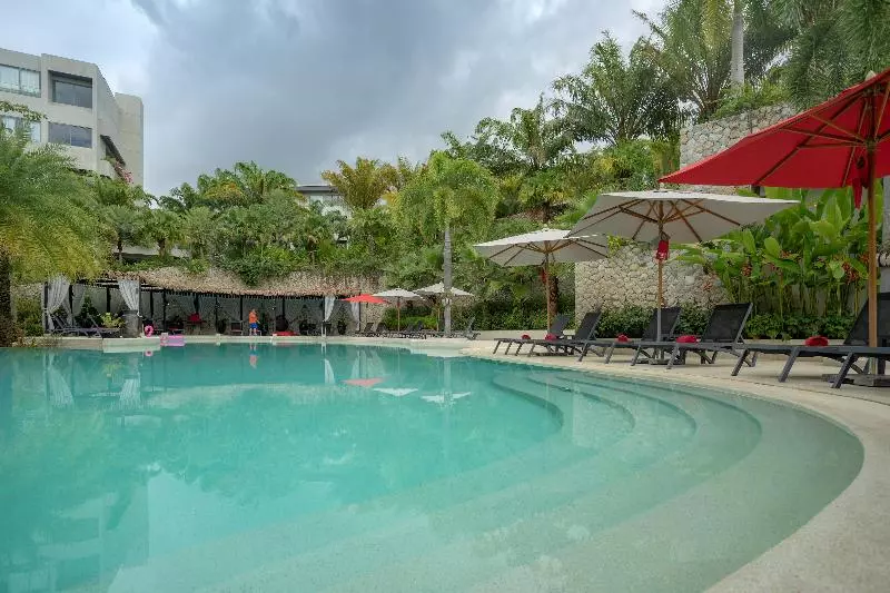 호텔 The Pavilions Phuket