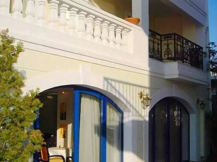 Kalimera Hotel Apartments