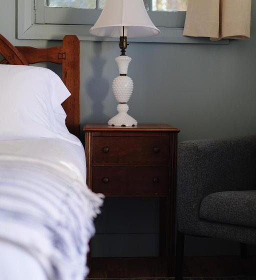 הוסטל Anchor Inn