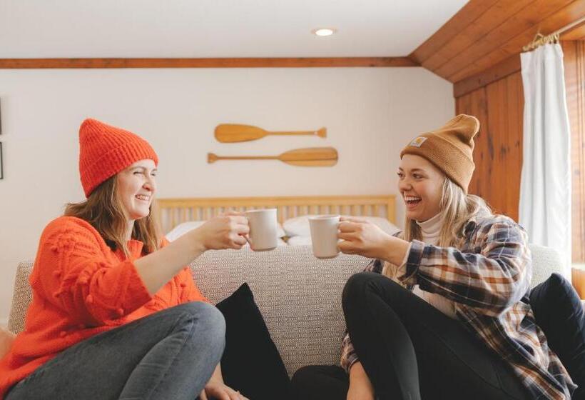 הוסטל Anchor Inn