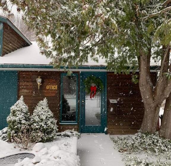 הוסטל Anchor Inn