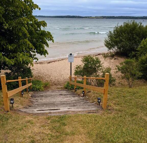 הוסטל Anchor Inn