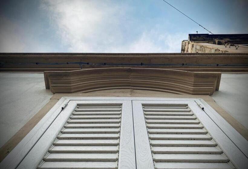 Nocleg ze śniadaniem Paolanna Luxury Rooms