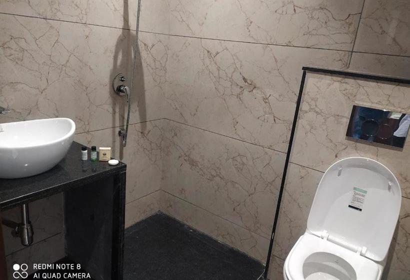 בית מלון כפרי Rajlaxmi Free Airport Pickup And Drop