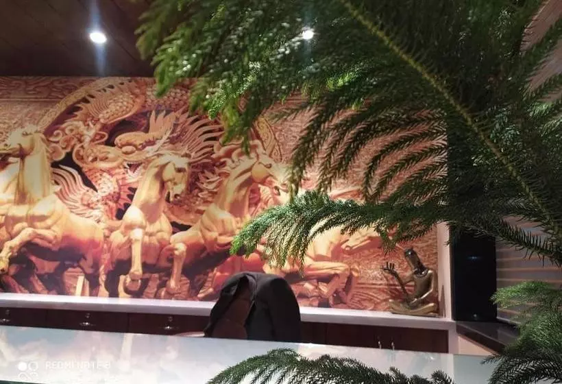 ホテル Rajlaxmi   Free Airport Pickup And Drop