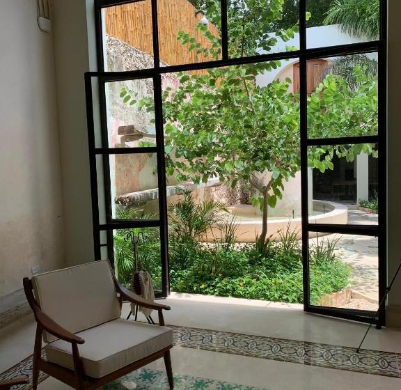 Treehouse Boutique Hotel, An Adults Only Boutique