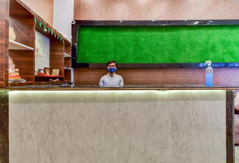 هتل O Kamla Udhyan Road Kota Formerly Radhika Royal