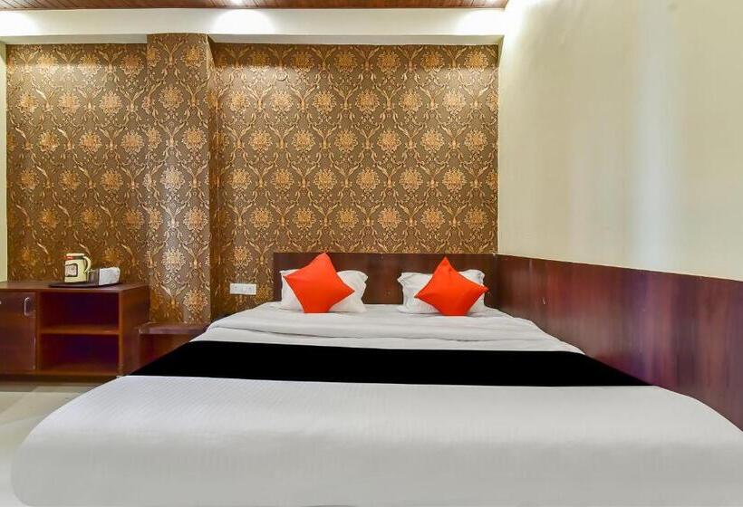 هتل O Kamla Udhyan Road Kota Formerly Radhika Royal