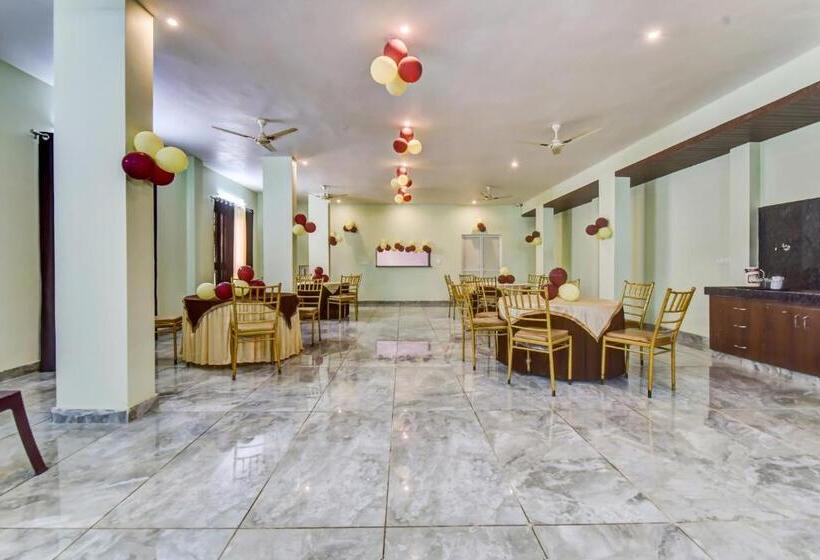 هتل O Kamla Udhyan Road Kota Formerly Radhika Royal