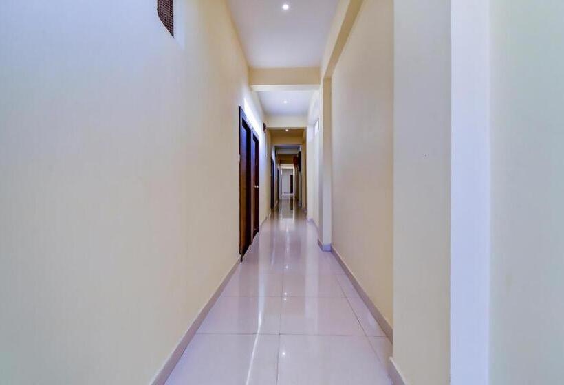 هتل O Kamla Udhyan Road Kota Formerly Radhika Royal