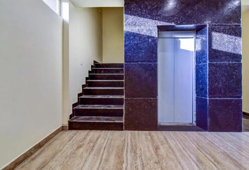 هتل O Kamla Udhyan Road Kota Formerly Radhika Royal