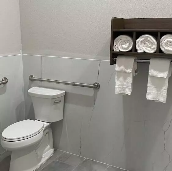 Hotelli Clarion Pointe Port Arthur Beaumont South