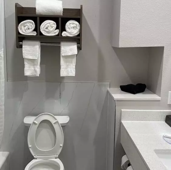 Hotelli Clarion Pointe Port Arthur Beaumont South