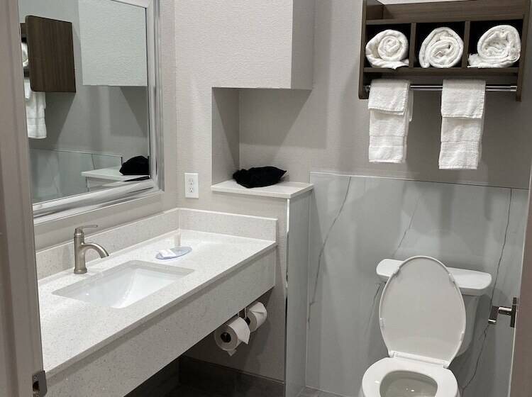 فندق Clarion Pointe Port Arthur Beaumont South