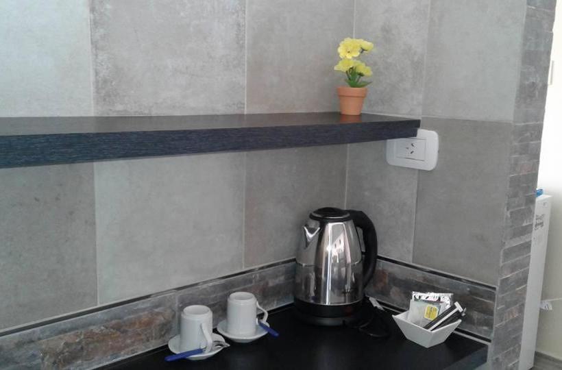 هتل کپسول Neferet Habitaciones Temporarias