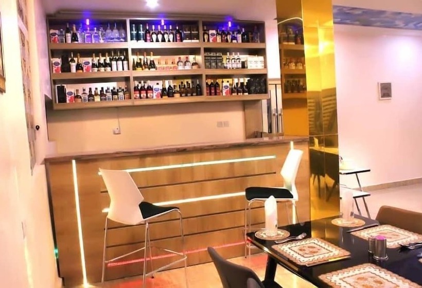 De Rossi Hotel And Suites