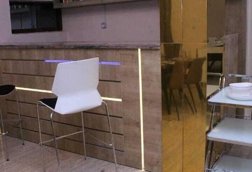 De Rossi Hotel And Suites