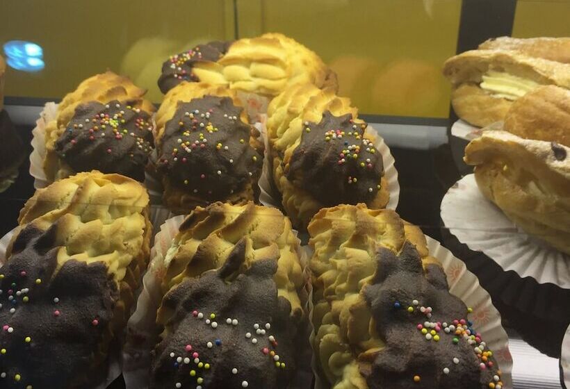 De Rossi Hotel And Suites