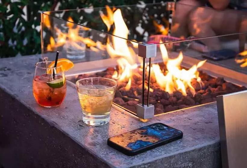 Hotelli Elkhart, Tapestry Collection By Hilton