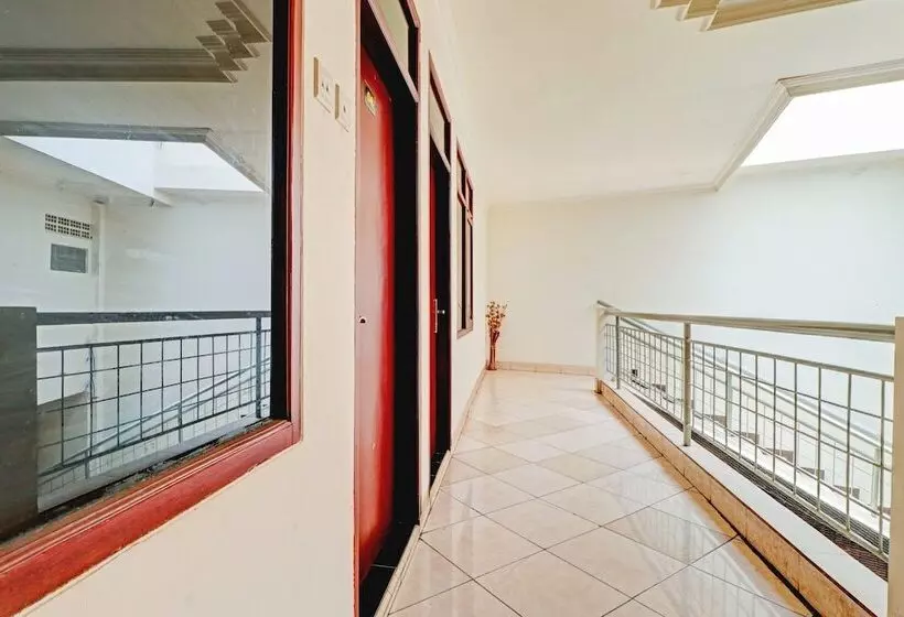 ホテル Oyo 90218 Ubaran Guest House
